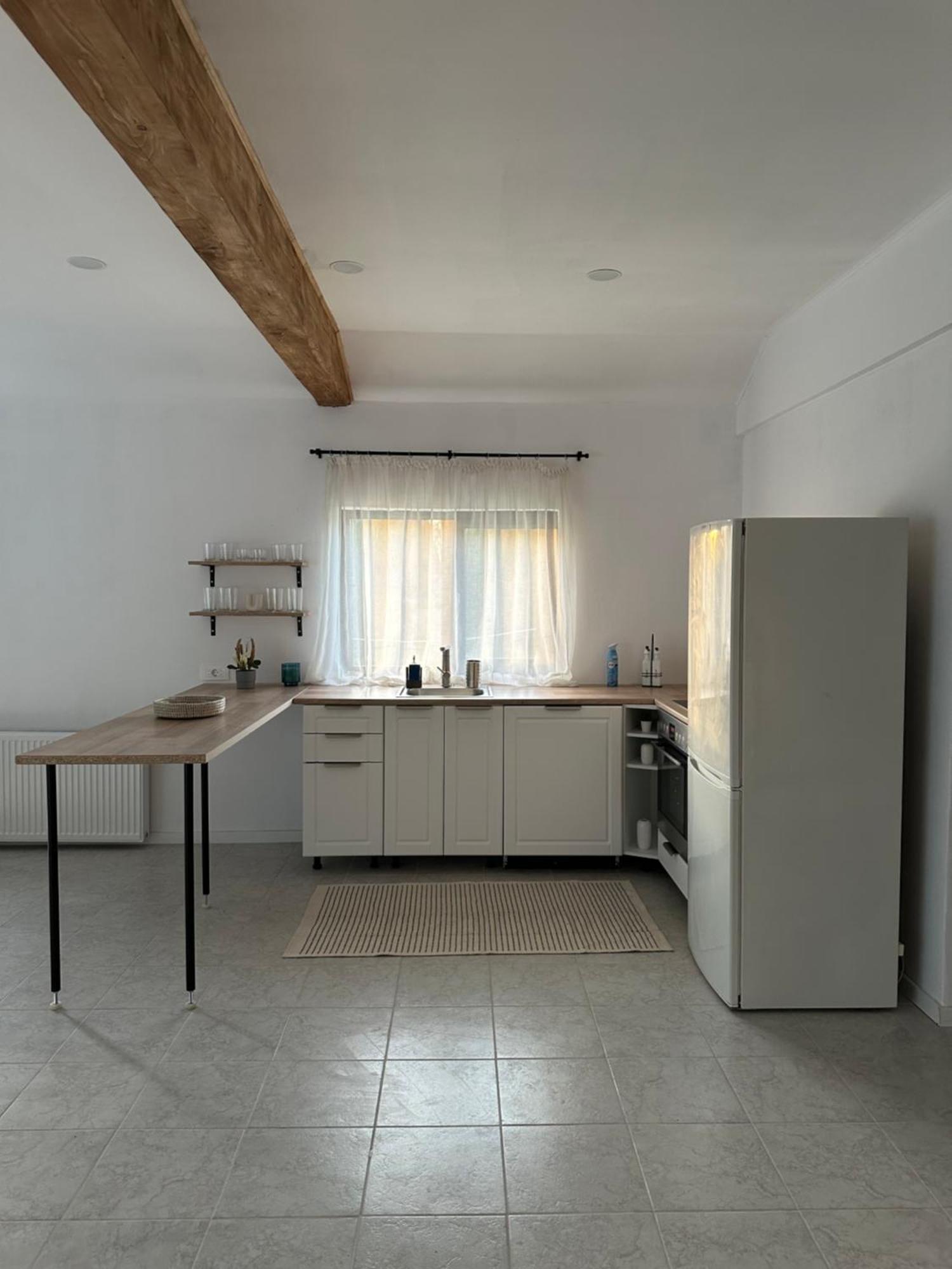 Cottage Bytheriver Arpasu de Sus Экстерьер фото