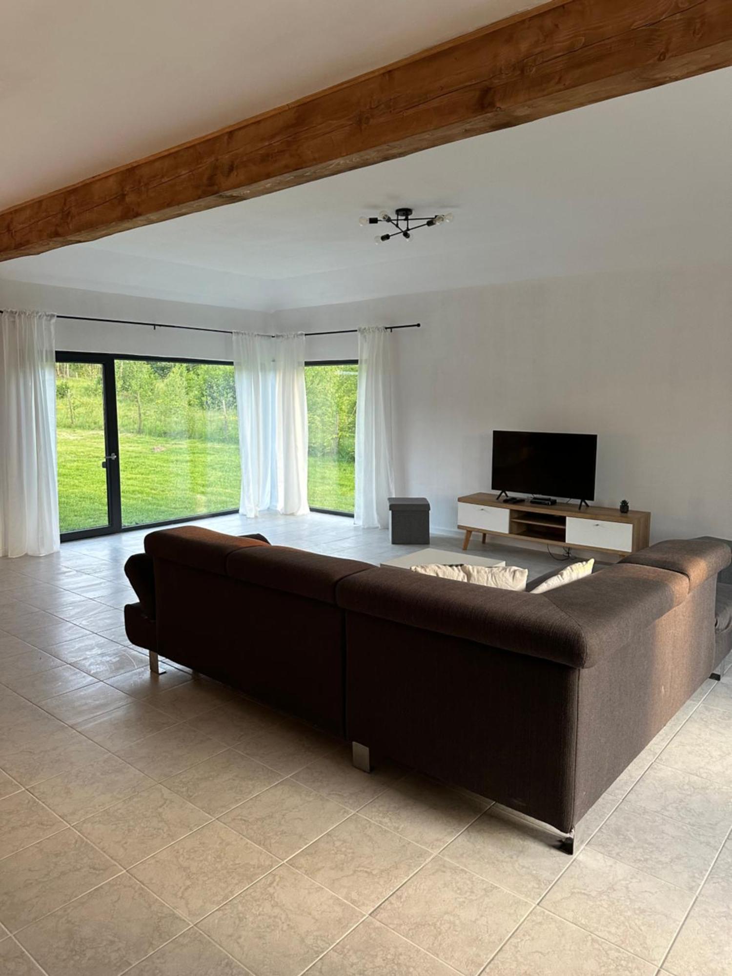 Cottage Bytheriver Arpasu de Sus Экстерьер фото