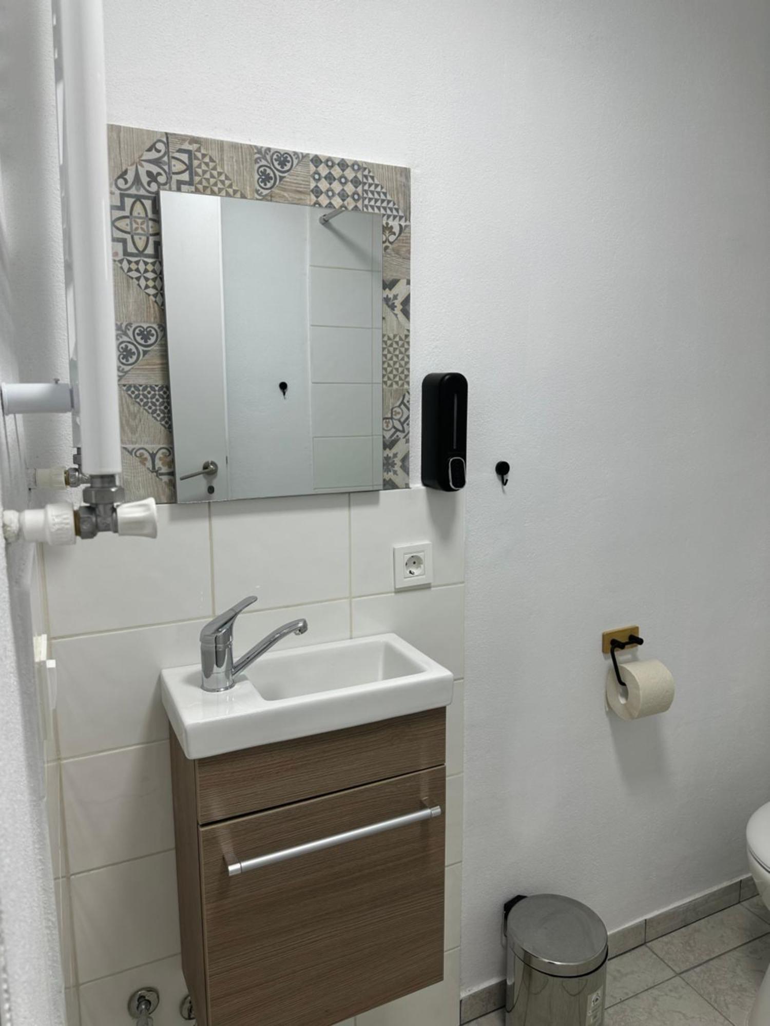Cottage Bytheriver Arpasu de Sus Экстерьер фото