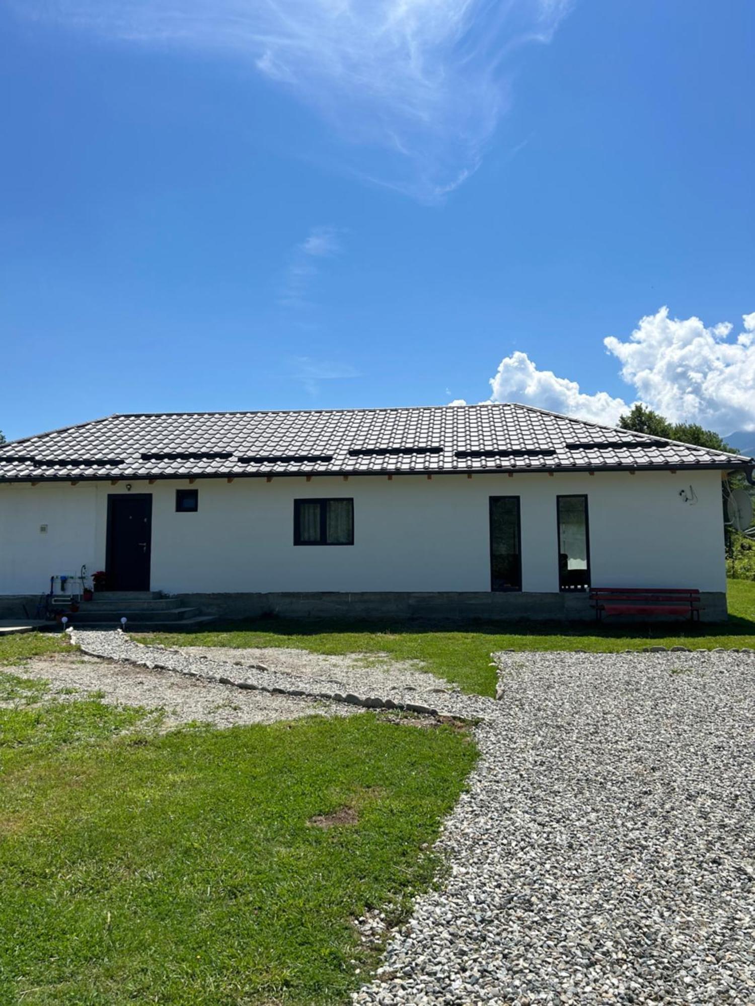 Cottage Bytheriver Arpasu de Sus Экстерьер фото