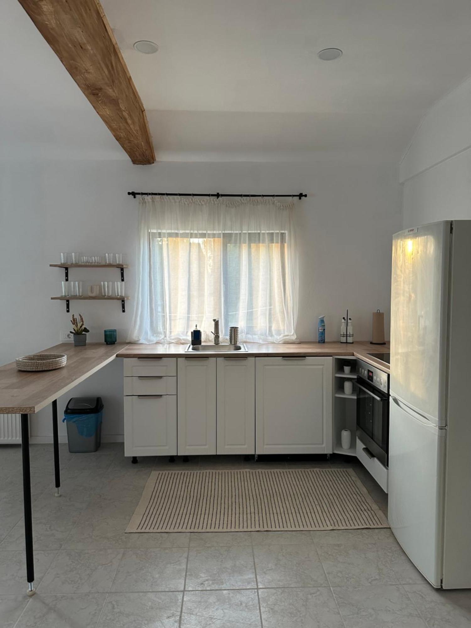 Cottage Bytheriver Arpasu de Sus Экстерьер фото